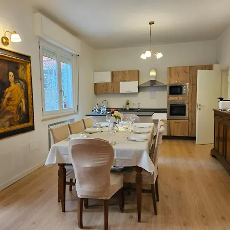 Casa A - Giardino E 3 Posti Auto In Cortile 公寓 *