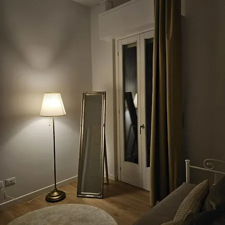 Casa A - Giardino E 3 Posti Auto In Cortile 아파트
