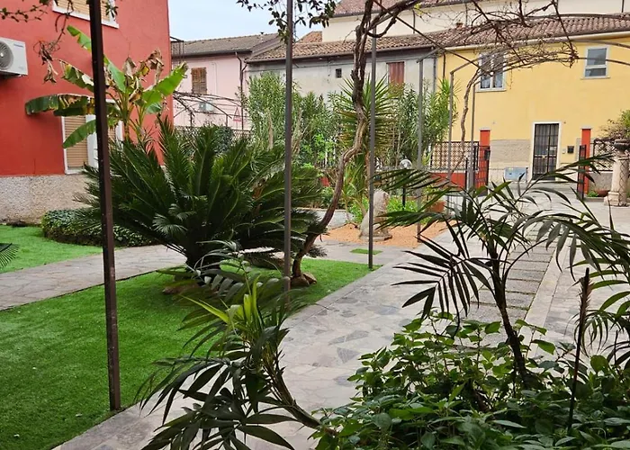 Casa A - Giardino E 3 Posti Auto In Cortile
